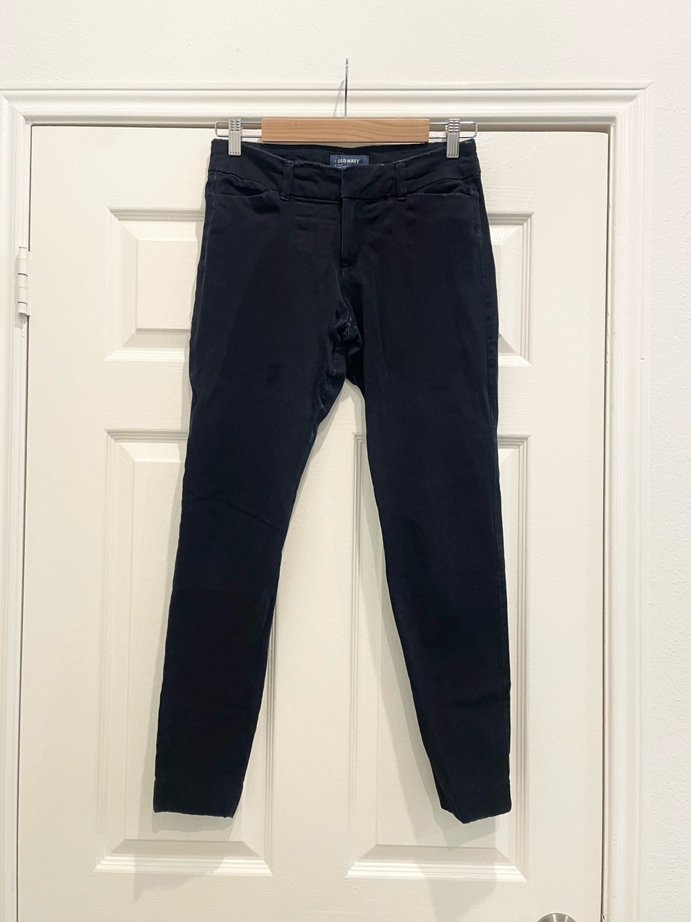 Old Navy Pixie Pants, 4 Regular, Black